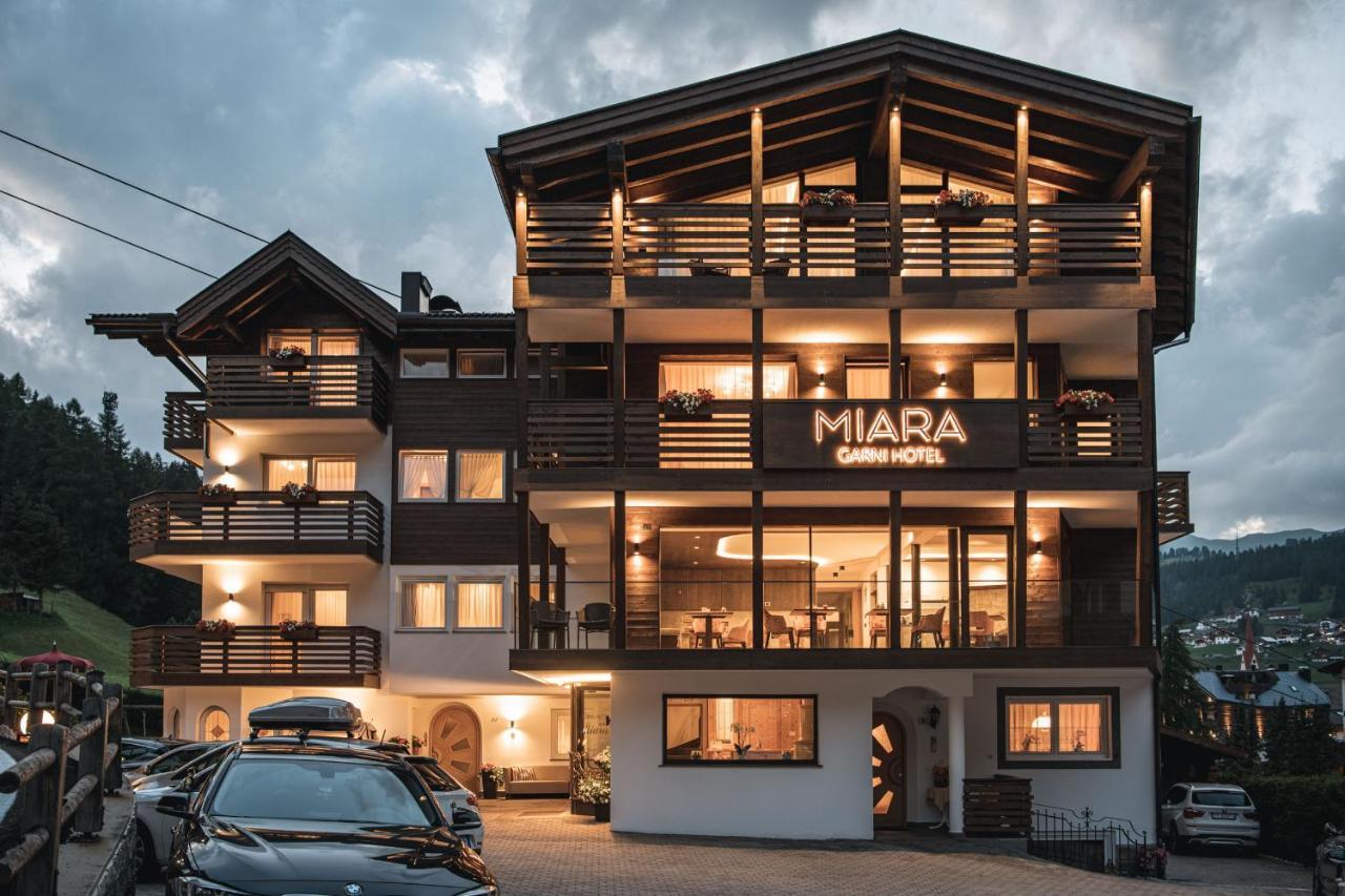 Garni Hotel Miara - Your Dolomites Home Сельва-ди-Валь-Гардена Экстерьер фото