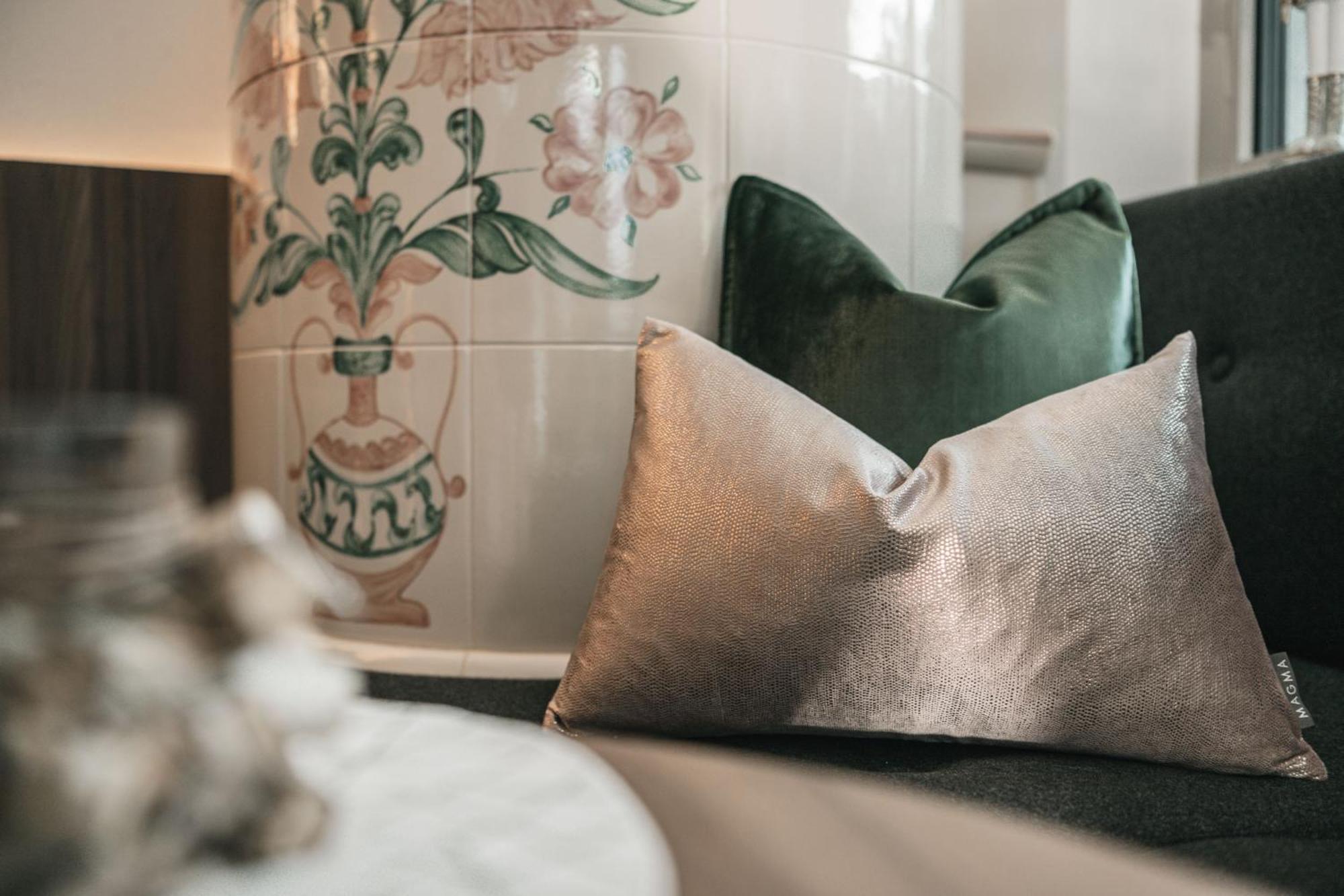 Garni Hotel Miara - Your Dolomites Home Сельва-ди-Валь-Гардена Экстерьер фото