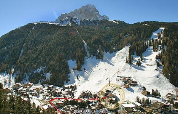 Garni Hotel Miara - Your Dolomites Home Сельва-ди-Валь-Гардена Экстерьер фото